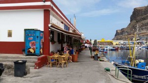 Puerto de Mogán con puerto pesquero y el mercado de pescado